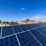 街全体が発電所になる日 ― 日本発「ペロブスカイト太陽電池」が拓く、暮らしの未来