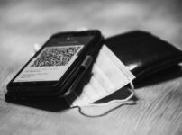 銀行口座がなくても ― カンボジアが自前でつくった、ほぼ無料のデジタル決済